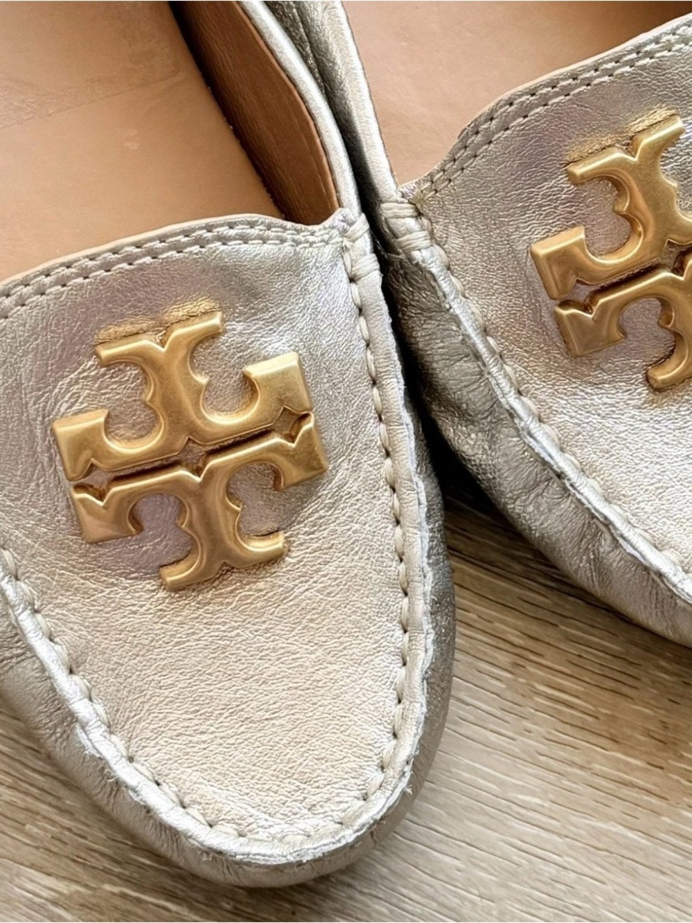 Tory Burch Champagne Metallic Leather Loafers with Gold Logo